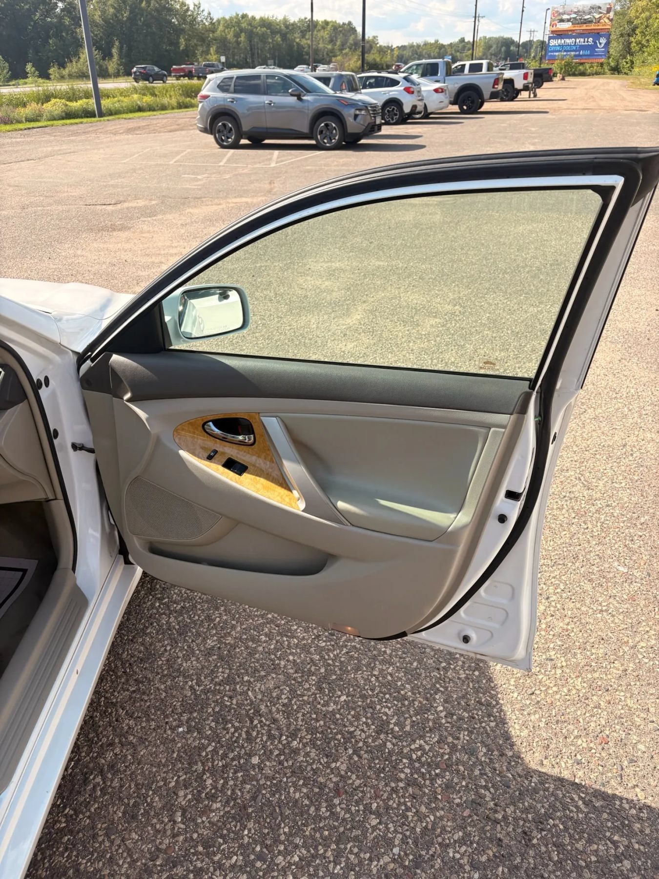 Used 2007 Toyota Camry XLE FWD image 25