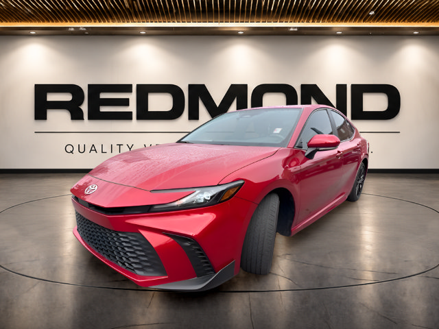 Used 2025 Toyota Camry SE w/ Multimedia Upgrade Package FWD image 5