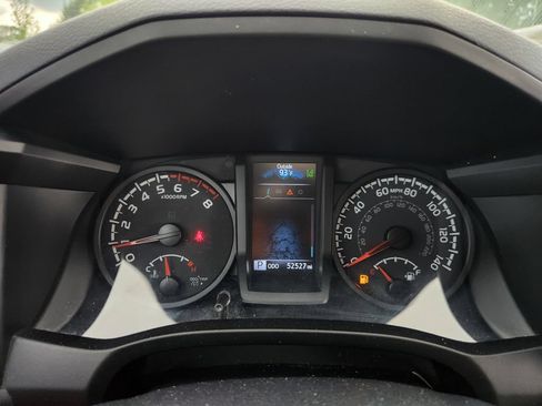 Used 2021 Toyota Tacoma SR w/ SR Convenience Package RWD image 17