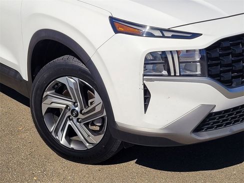 Used 2023 Hyundai Santa Fe SEL image 9