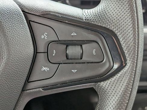 Used 2025 Chevrolet TrailBlazer LT AWD/4WD image 23