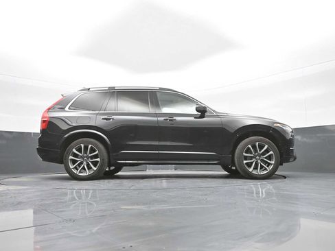Used 2018 Volvo XC90 T6 Momentum w/ Convenience Package image 57