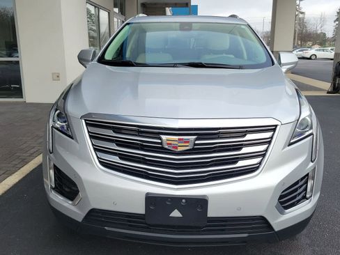 Used 2018 Cadillac XT5 Luxury w/ Driver Awareness Package image 2