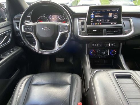 Used 2021 Chevrolet Tahoe Z71 w/ Z71 Off-Road Package AWD/4WD image 9