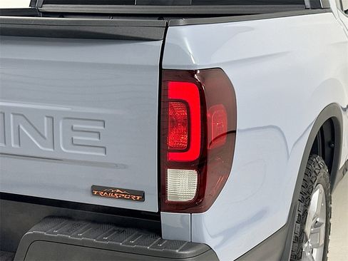 Certified 2025 Honda Ridgeline TrailSport image 4