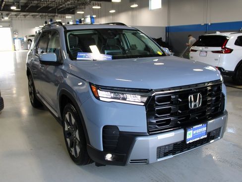 New 2026 Honda Pilot Elite image 4