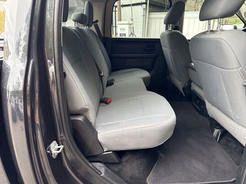 Used 2015 RAM 2500 Tradesman w/ Chrome Appearance Group AWD/4WD image 10