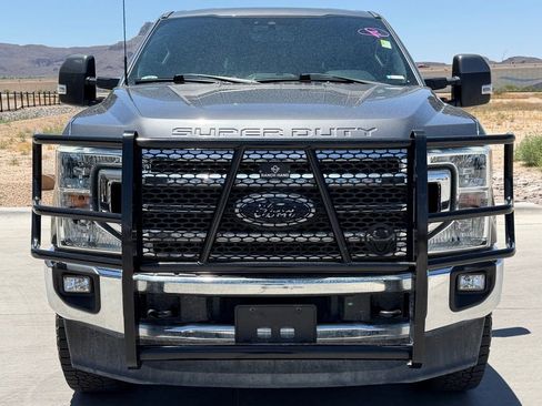 Used 2022 Ford F250 Lariat w/ Lariat Value Package AWD/4WD image 3