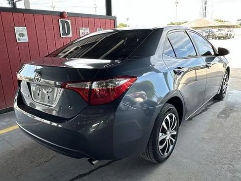 Used 2014 Toyota Corolla LE FWD image 4