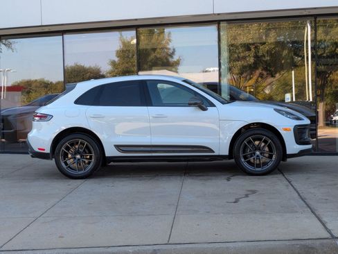 New 2026 Porsche Macan Turbo image 8