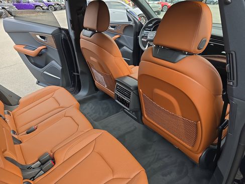 New 2026 Audi Q8 Prestige image 11