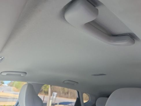 Used 2025 Hyundai Kona SEL image 22