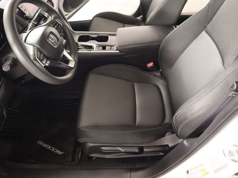 Used 2022 Honda Accord LX image 10