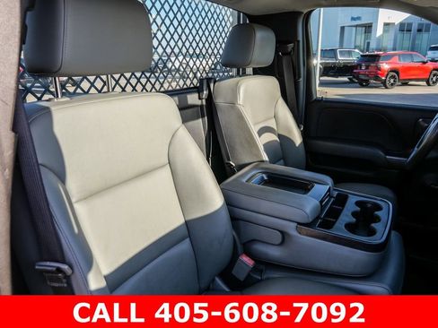 Used 2018 Chevrolet Silverado 3500 W/T RWD image 34