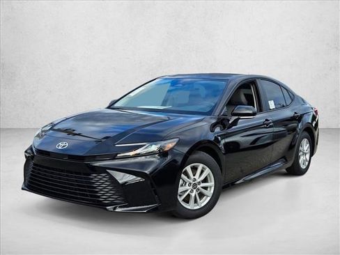 New 2026 Toyota Camry LE image 1