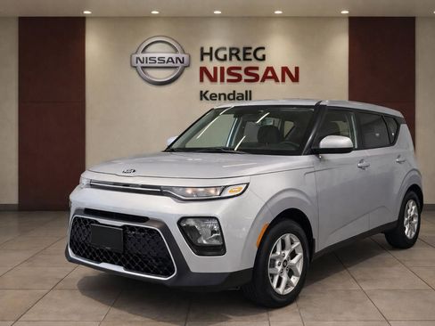 Used 2020 Kia Soul S FWD image 3