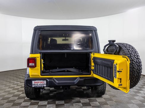Used 2021 Jeep Wrangler Sport AWD/4WD image 35