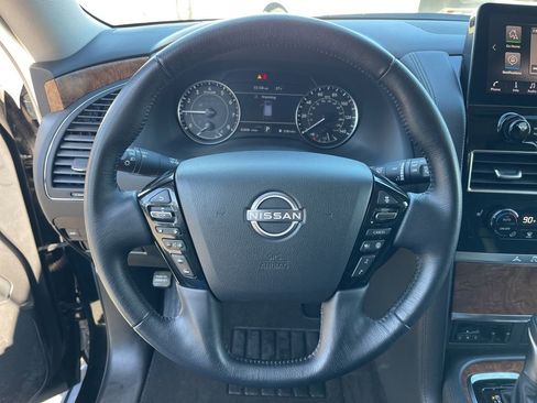 Used 2024 Nissan Armada SL AWD/4WD image 18