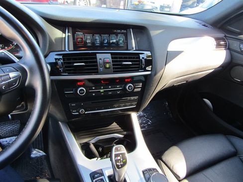 Used 2017 BMW X4 M40i image 12