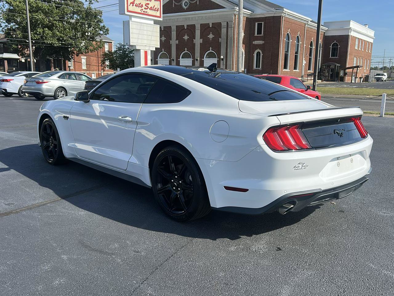 Used 2020 Ford Mustang Coupe w/ Equipment Group 101A RWD image 7
