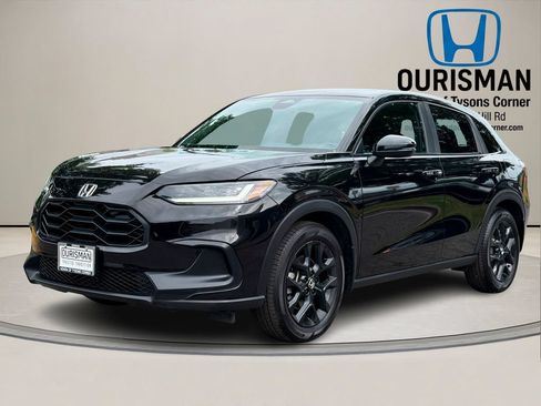 Used 2025 Honda HR-V Sport image 2