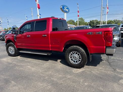 Used 2022 Ford F250 XLT w/ XLT Premium Package AWD/4WD image 2