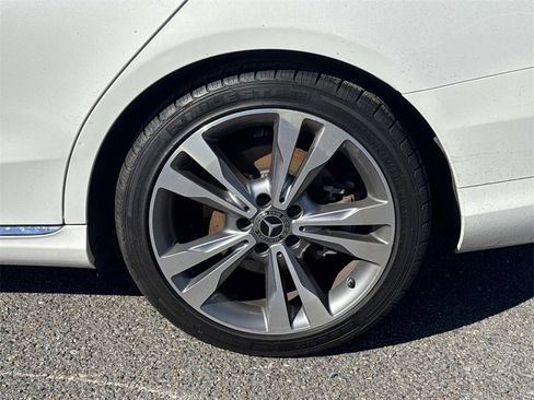 Used 2019 Mercedes-Benz C 300 Sedan image 9