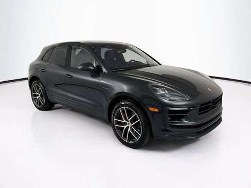 Used 2023 Porsche Macan S AWD/4WD image 3