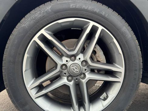 Used 2019 Hyundai Santa Fe XL FWD image 21