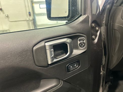 Used 2023 Jeep Wrangler Unlimited Sahara w/ Cold Weather Group image 14