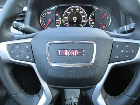 Used 2023 GMC Acadia SLT w/ Technology Package image 26