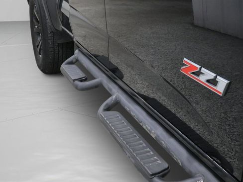 Used 2017 Chevrolet Colorado Z71 image 31