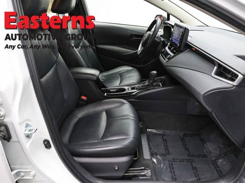 Used 2022 Toyota Corolla LE w/ LE Convenience Package image 23