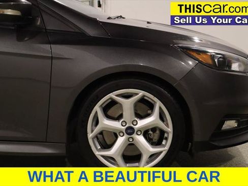 Used 2015 Ford Focus ST w/ Equipment Group 402A FWD image 11