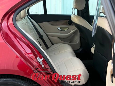 Used 2016 Mercedes-Benz C 300 Sedan w/ Surround View Package image 15