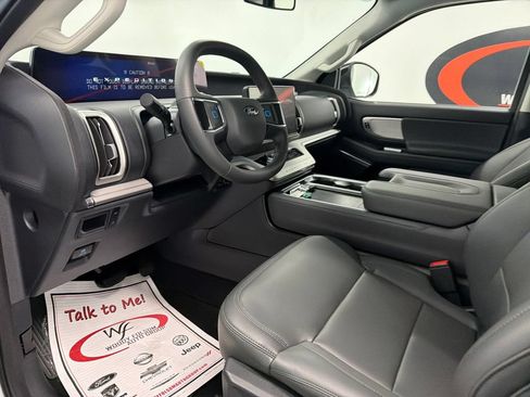 New 2026 Ford Expedition Max Active RWD image 10