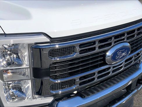 Used 2025 Ford F250 XLT image 28