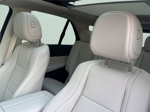 New 2026 Mercedes-Benz GLE 450 4MATIC image 32