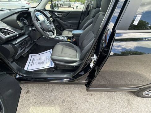 Used 2024 Subaru Forester Premium AWD/4WD image 18