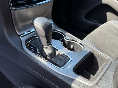 Used 2020 Jeep Grand Cherokee Altitude RWD image 21