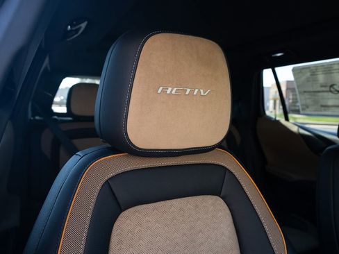 New 2026 Chevrolet Equinox ACTIV w/ LPO, Floor Liner Package image 17