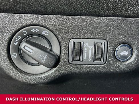 Used 2020 Dodge Challenger R/T image 13