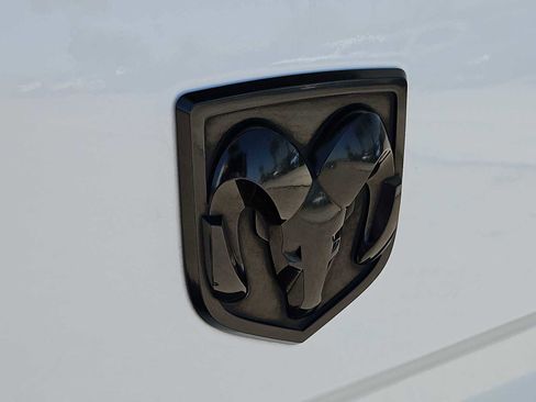 Used 2017 RAM 2500 Laramie w/ Sport Appearance Group AWD/4WD image 11