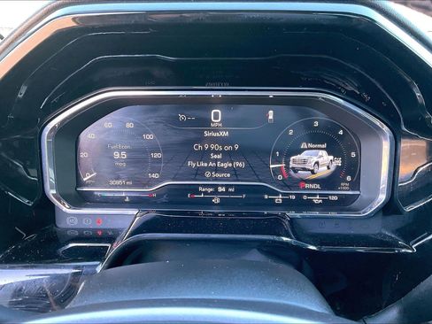 Used 2025 GMC Sierra 1500 SLT image 14