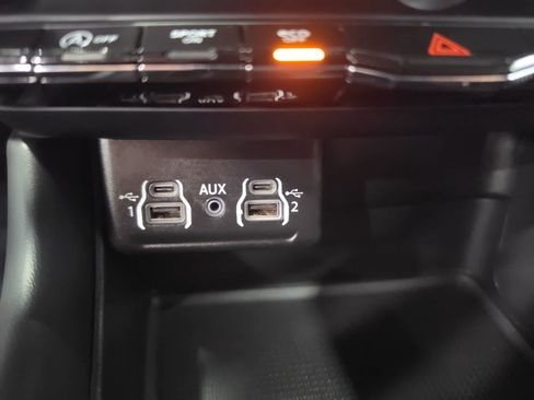 Used 2025 Dodge Durango GT AWD/4WD image 23