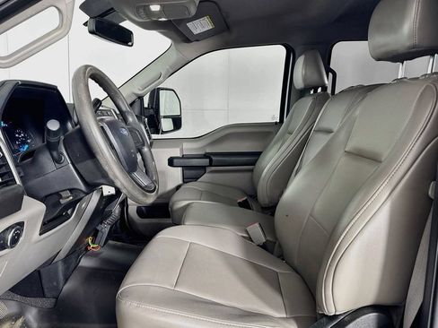 Used 2019 Ford F250 XL AWD/4WD image 9