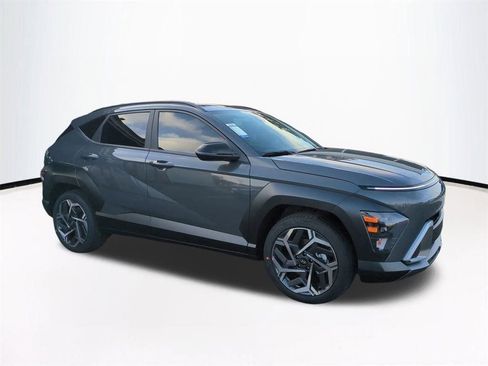New 2026 Hyundai Kona SEL Premium image 2