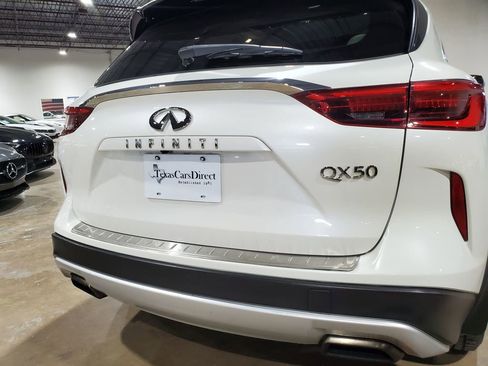 Used 2019 INFINITI QX50 Luxe w/ Navigation Package image 42