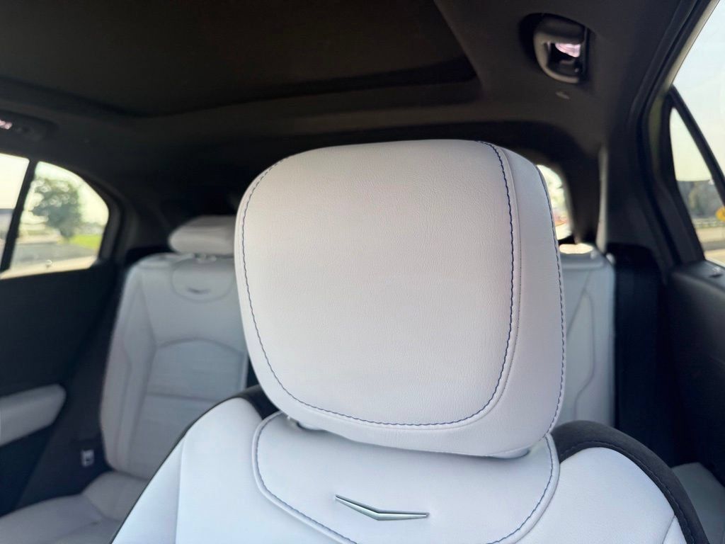 Certified 2024 Cadillac XT4 Sport AWD/4WD image 29