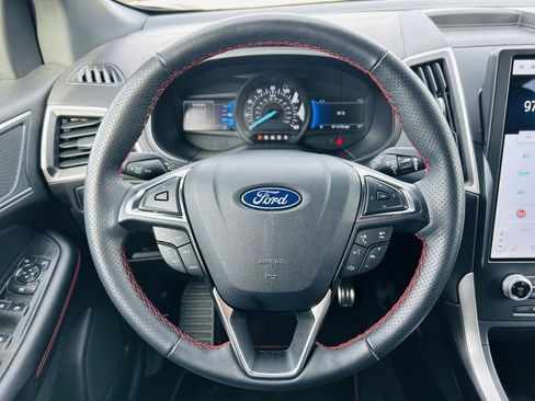Used 2024 Ford Edge ST-Line image 14
